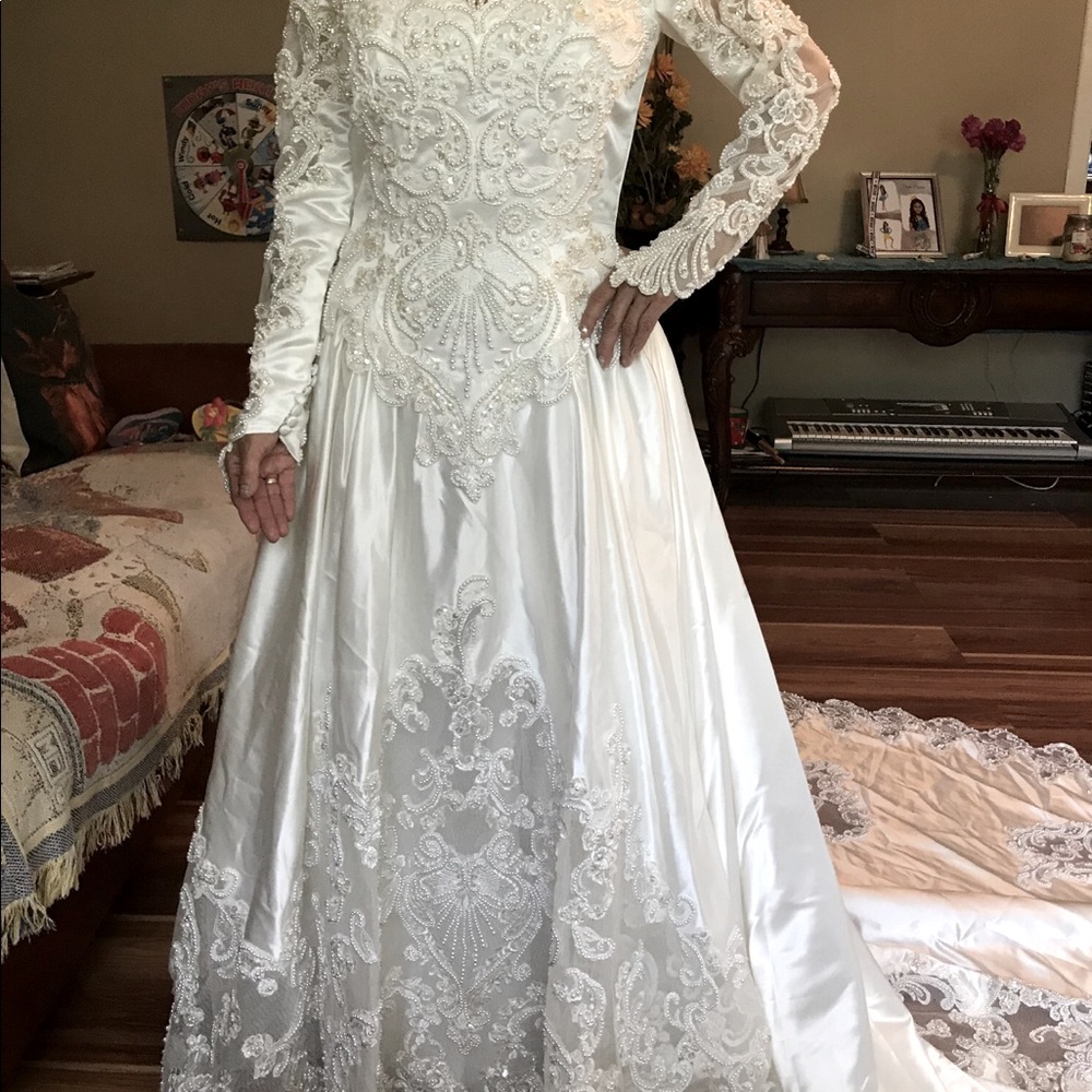 Wedding dress